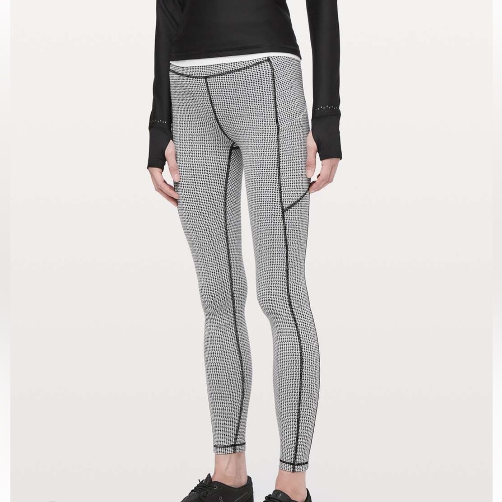 Lululemon speed up tight 28” full on luxtreme size 4